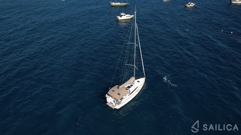 Sun Odyssey 349 - Yacht Charter Sailica