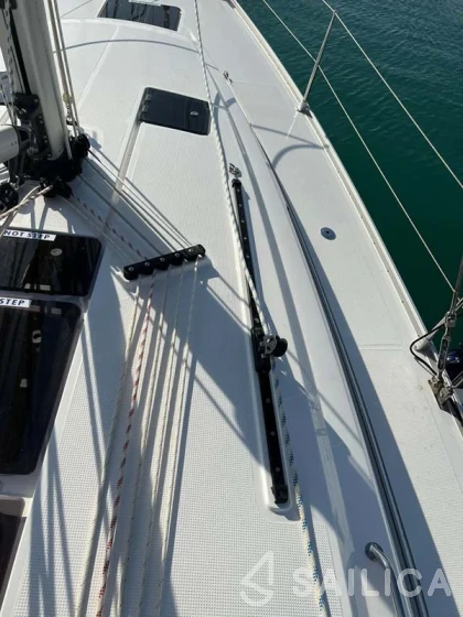 Bavaria Cruiser 41 Style - Yacht Charter Sailica