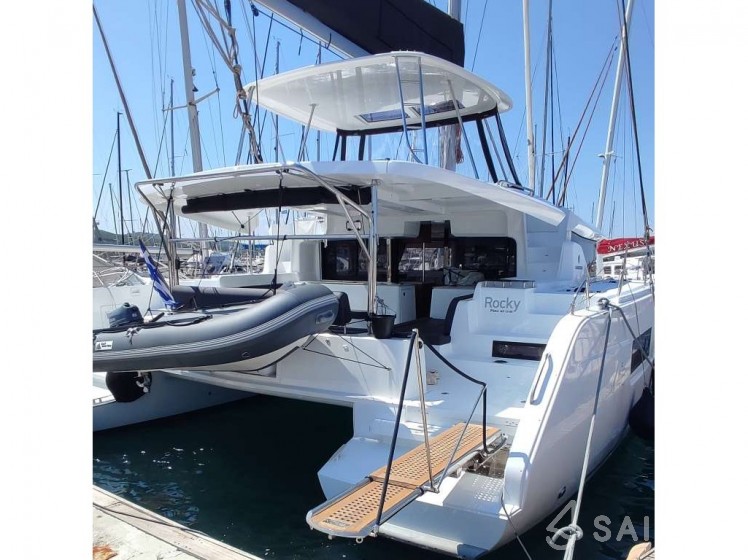 Lagoon 46  - Yacht Charter Sailica