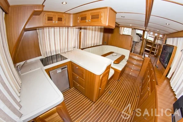 Adagio Europa 51.5 - Yacht Charter Sailica