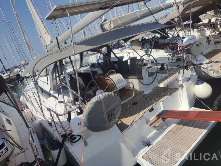 Bavaria C42 - Yacht Charter Sailica