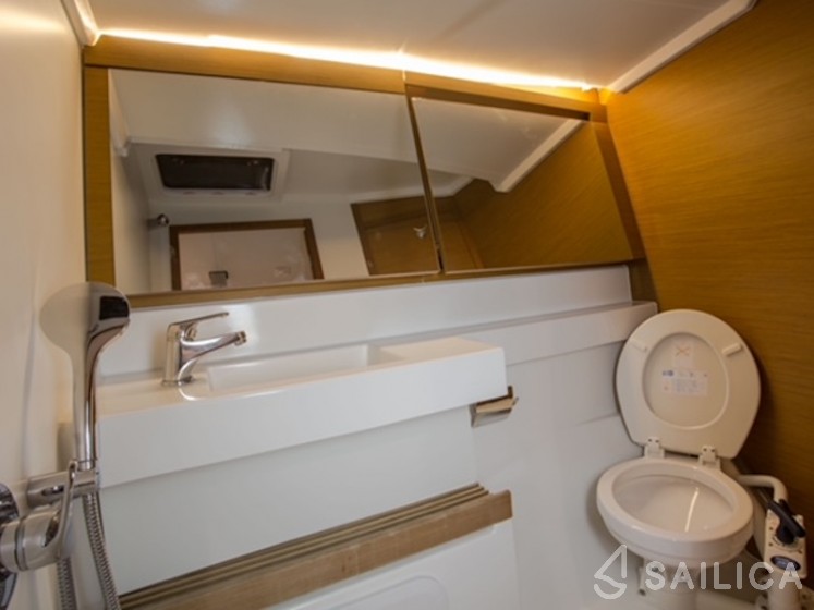 Sun Odyssey 440 - Yacht Charter Sailica