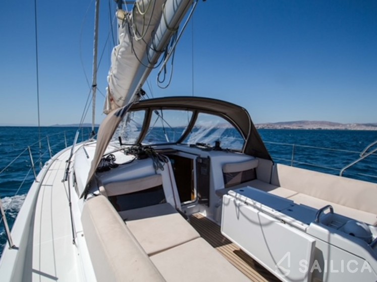 Sun Odyssey 440 - Yacht Charter Sailica