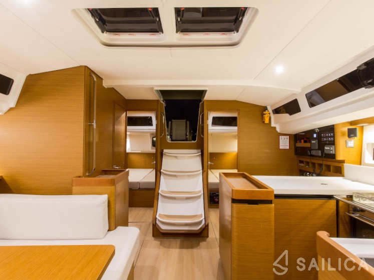 Sun Odyssey 440 - Yacht Charter Sailica