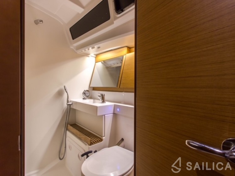 Sun Odyssey 440 - Yacht Charter Sailica