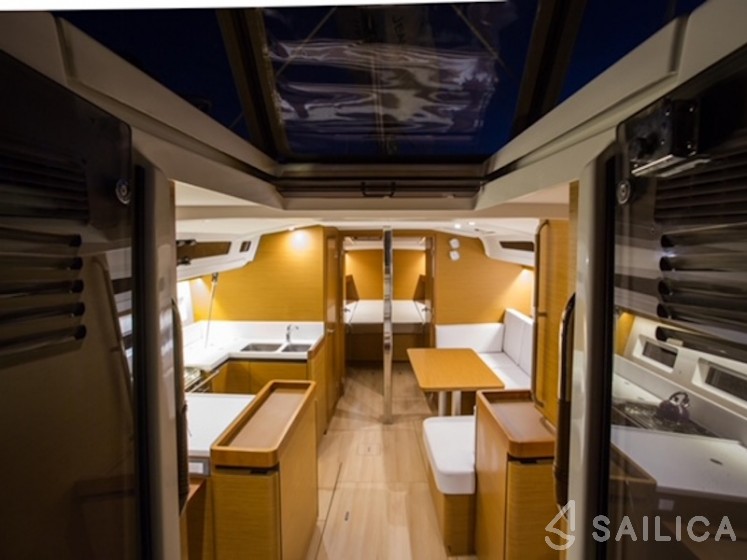 Sun Odyssey 440 - Yacht Charter Sailica