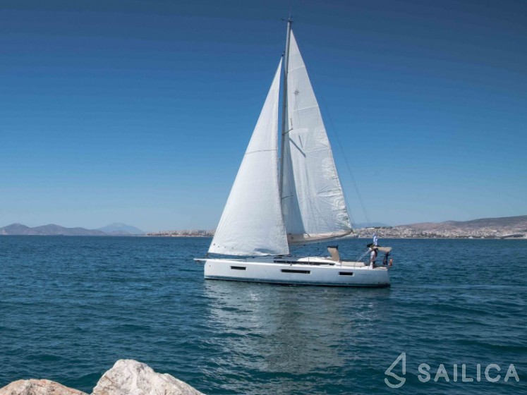 Sun Odyssey 440 - Yacht Charter Sailica