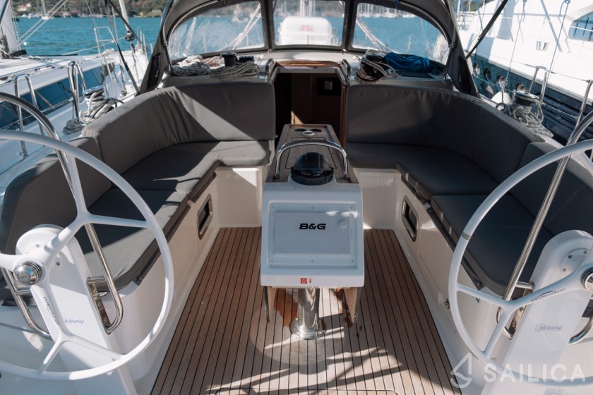Bavaria 46 Cruiser - Yacht Charter Sailica