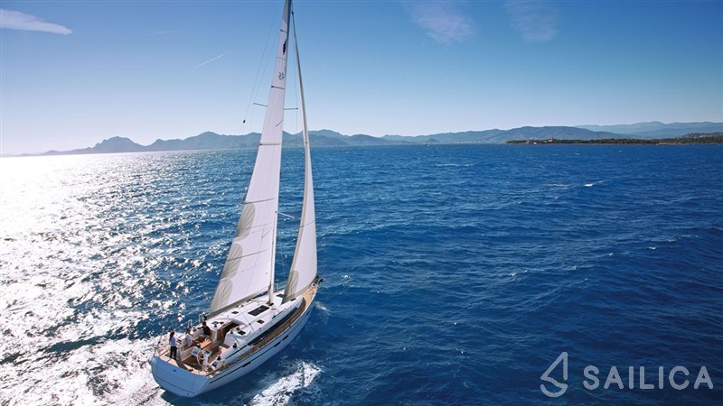 Bavaria 46 Cruiser - Yacht Charter Sailica