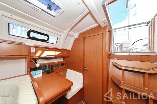 Bavaria 41 Cruiser - Yacht Charter Sailica
