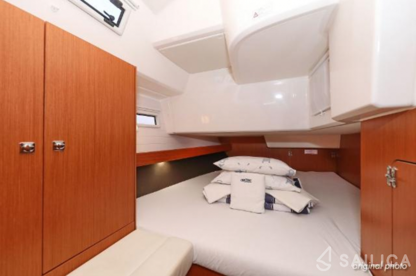 Bavaria 41 Cruiser - Yacht Charter Sailica