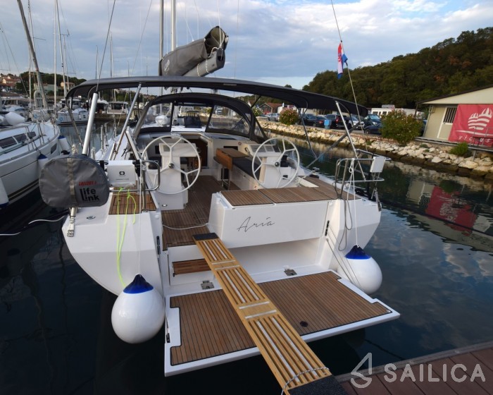 Bavaria C45 Style - Yacht Charter Sailica