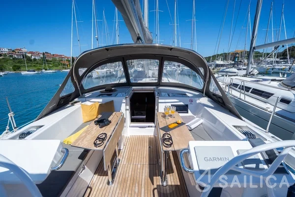 Bavaria C45 Style - Yacht Charter Sailica