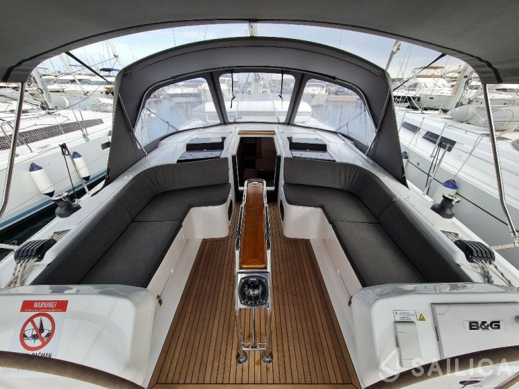 Hanse 458 - Yacht Charter Sailica