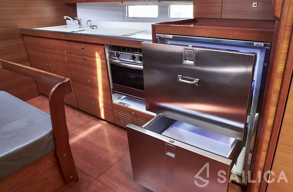 Dufour 460 GL - Yacht Charter Sailica