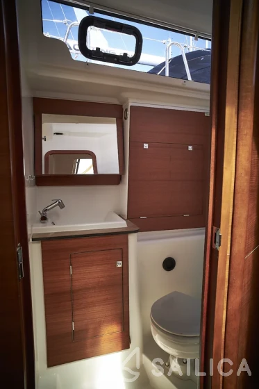 Dufour 460 GL - Yacht Charter Sailica