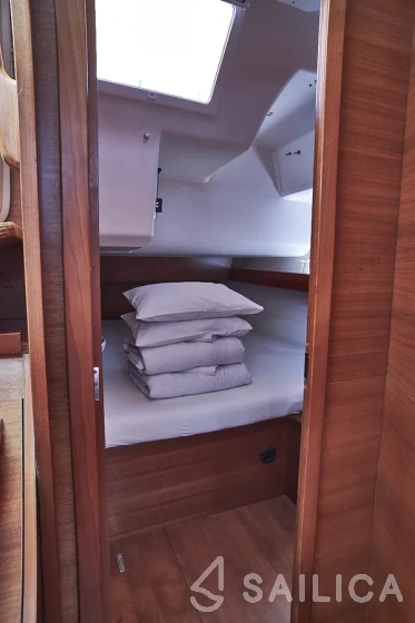Dufour 460 GL - Yacht Charter Sailica