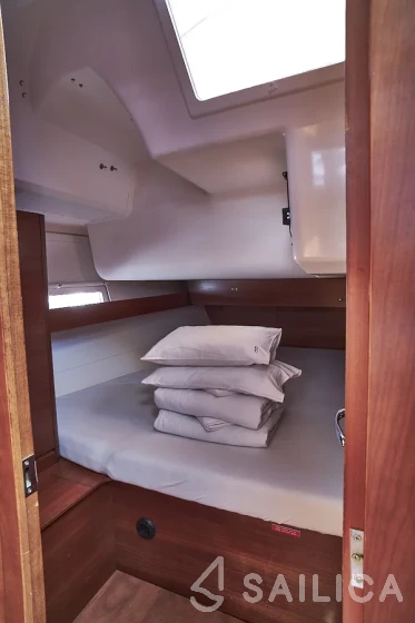 Dufour 460 GL - Yacht Charter Sailica