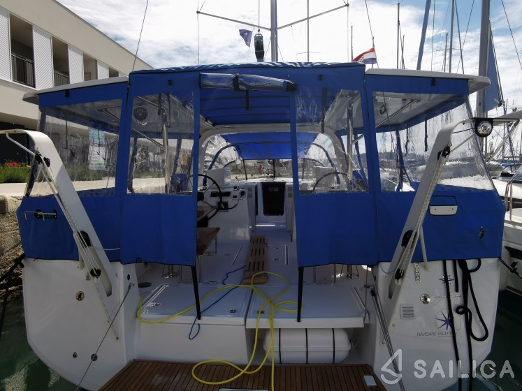 Sun Loft 47 - Yacht Charter Sailica
