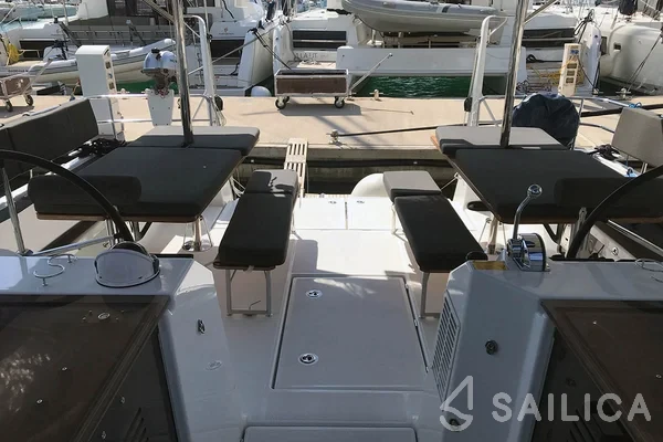 Sun Loft 47 - Yacht Charter Sailica