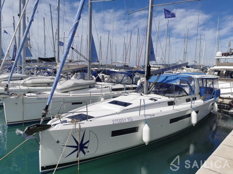 Sun Loft 47 - Yacht Charter Sailica