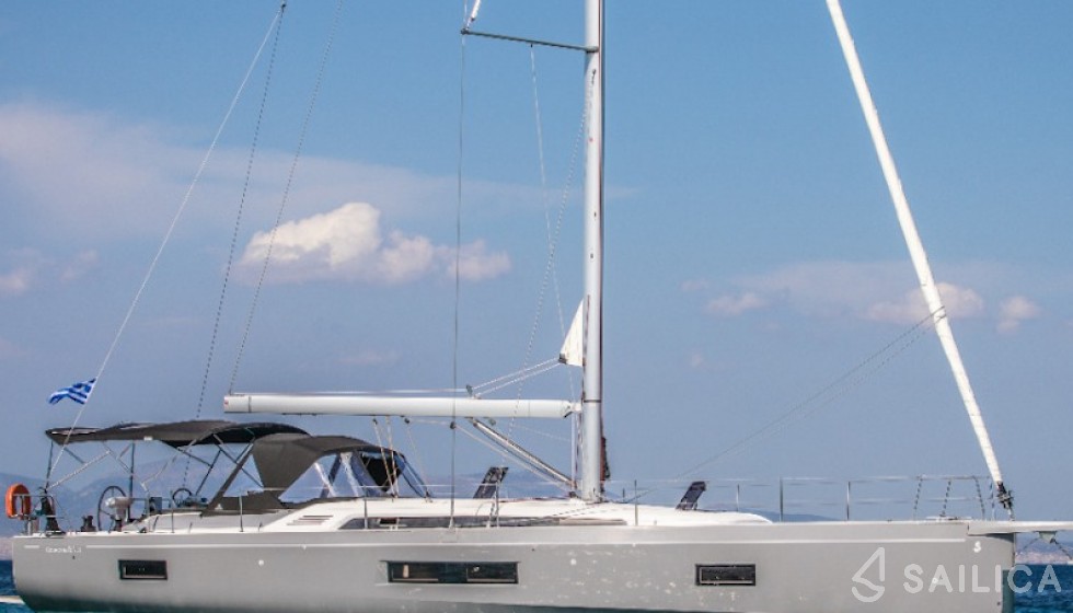 Oceanis 51.1 - Yacht Charter Sailica