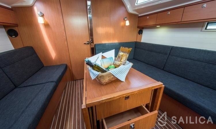 Bavaria 37 Cruiser - Yacht Charter Sailica