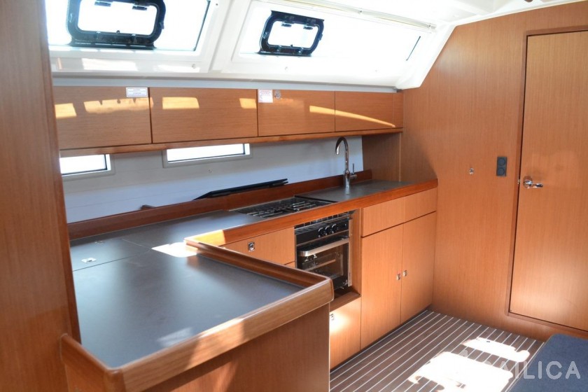 Bavaria 46 Cruiser - Yacht Charter Sailica
