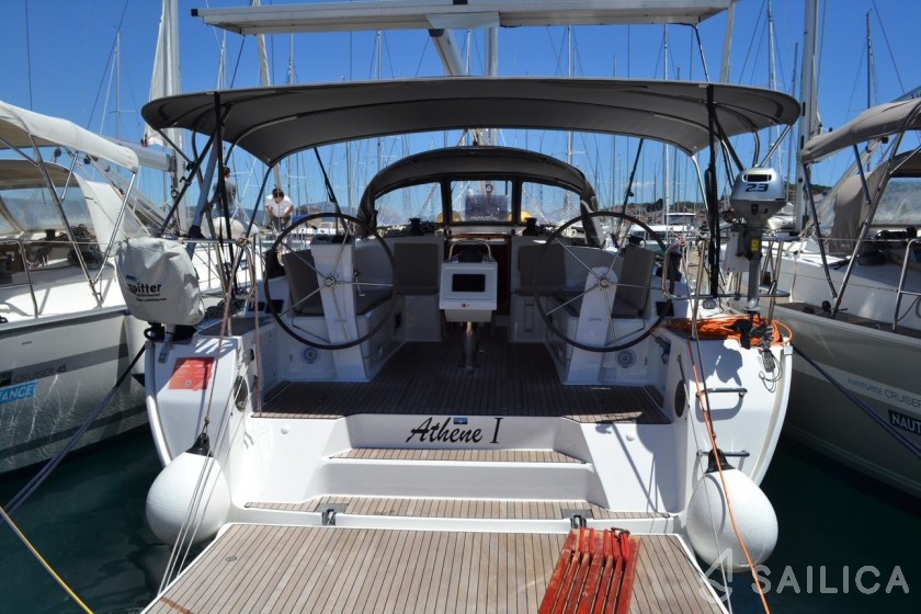 Bavaria 46 Cruiser - Yacht Charter Sailica