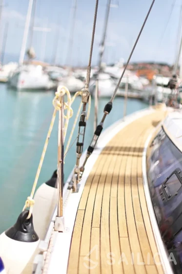 Bavaria 46 Cruiser - Yacht Charter Sailica