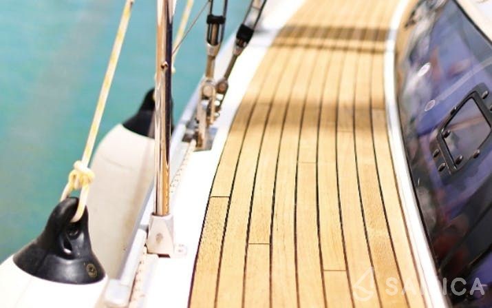 Bavaria 46 Cruiser - Yacht Charter Sailica