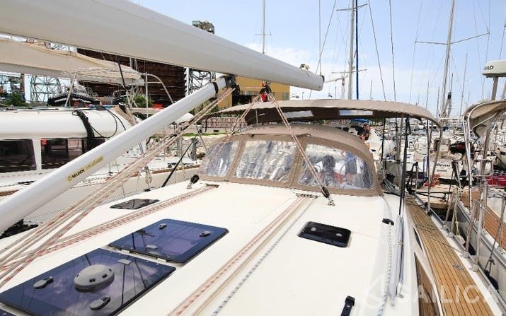 Bavaria 46 Cruiser - Yacht Charter Sailica