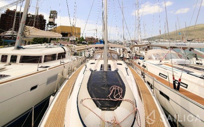 Bavaria 46 Cruiser - Yacht Charter Sailica