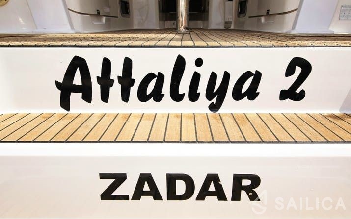 Bavaria 46 Cruiser - Yacht Charter Sailica