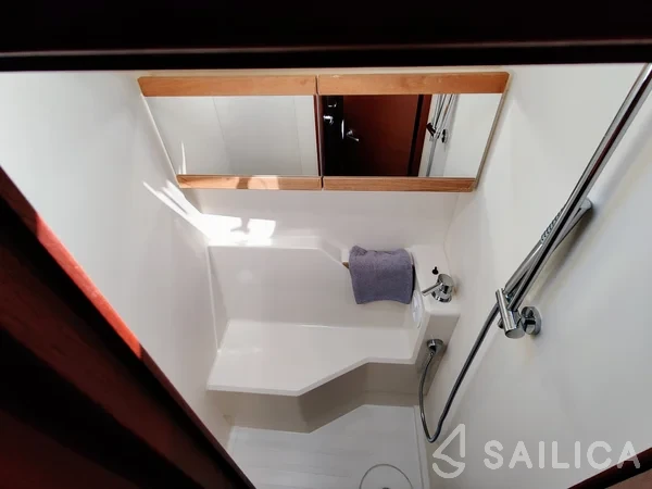 Hanse 458 - Yacht Charter Sailica