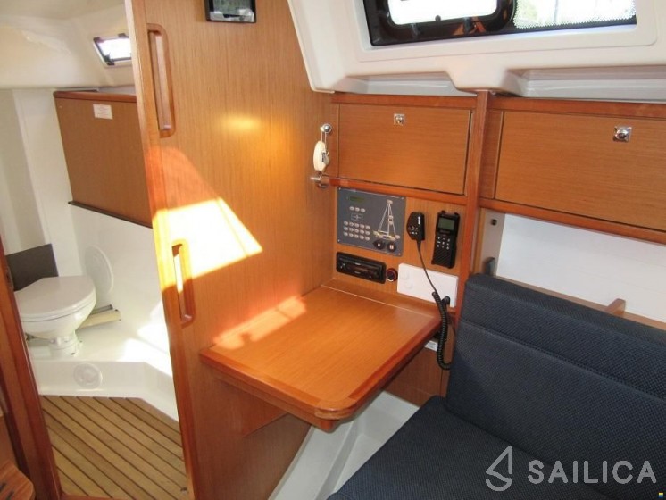 Bavaria Cruiser 34 - Yacht Charter Sailica