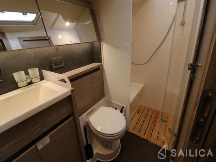 Hanse 548 - Yacht Charter Sailica