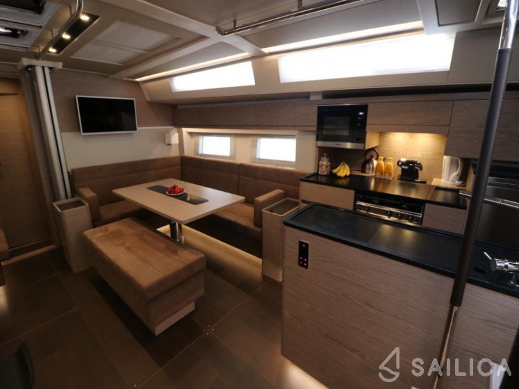 Hanse 548 - Yacht Charter Sailica