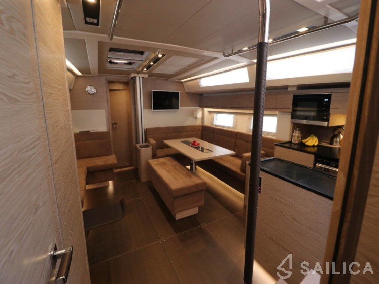Hanse 548 - Yacht Charter Sailica