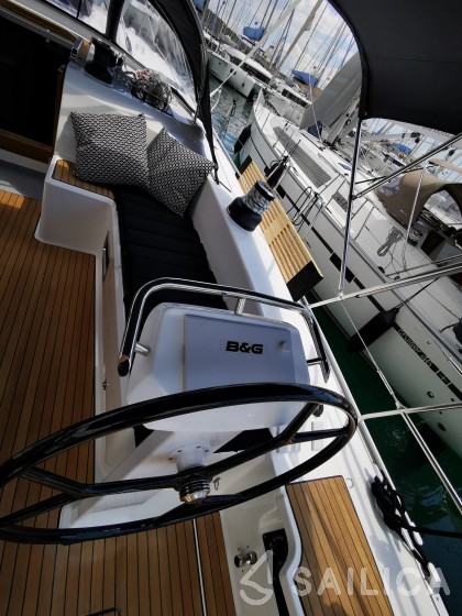 Bavaria 51 Cruiser - Yacht Charter Sailica
