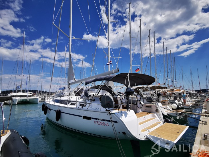 Bavaria 51 Cruiser - Yacht Charter Sailica