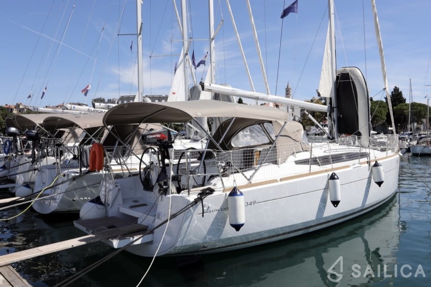 Sun Odyssey 349 - Yacht Charter Sailica