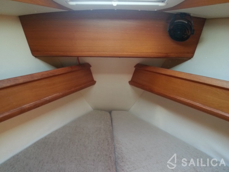 Oceanis 473 - Yacht Charter Sailica