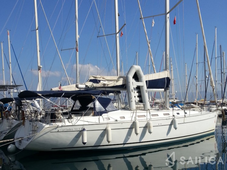 Cyclades 50.5 - Yacht Charter Sailica