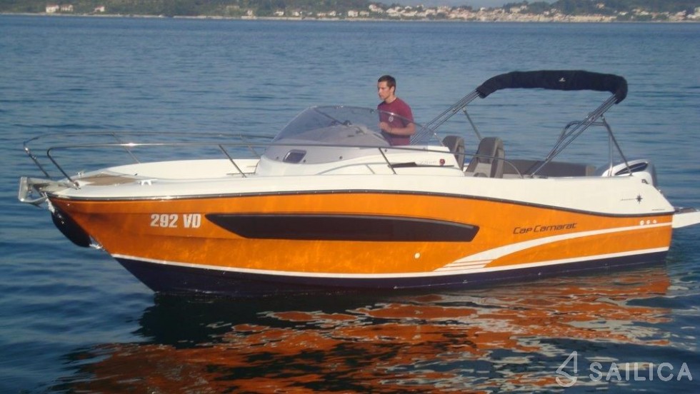 Cap Camarat 7.5 WA - Yacht Charter Sailica