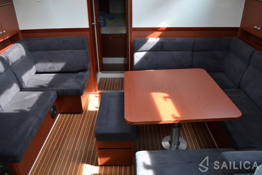 Hanse 455 - Yacht Charter Sailica