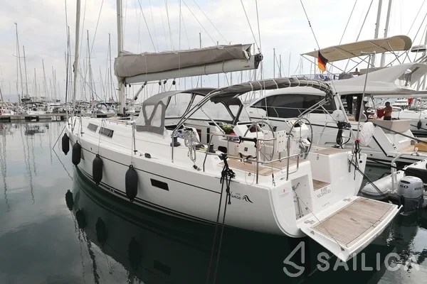 Hanse 455 - Yacht Charter Sailica