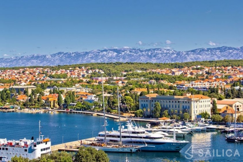 Barracuda 545 - Yacht Charter Sailica