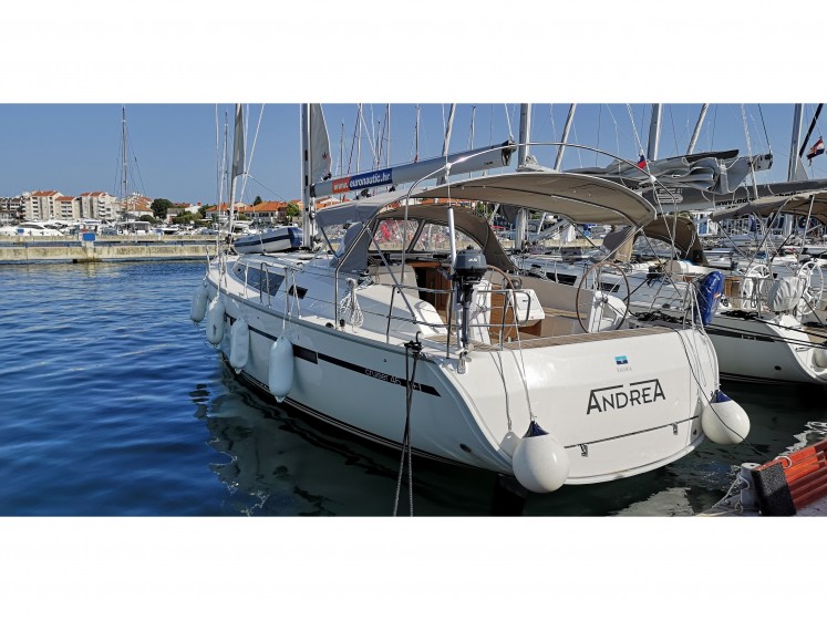 Bavaria 46 Cruiser - Yacht Charter Sailica