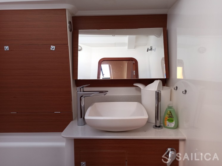 Dufour 460 GL - Yacht Charter Sailica